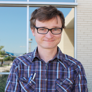 Headshot of Gregor Mieder